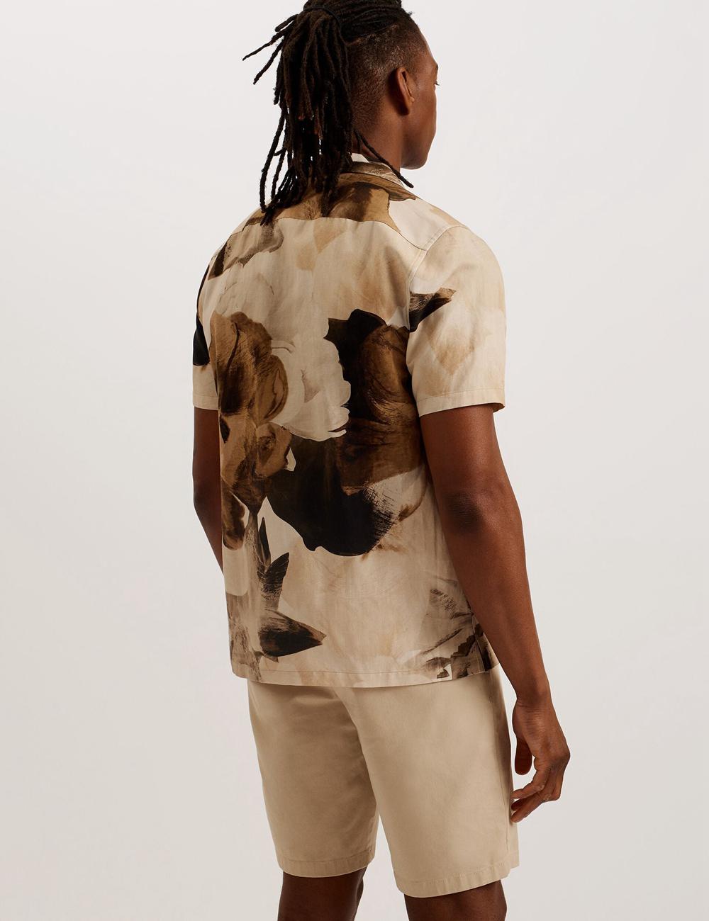 Chemises Ted Baker HENRIS - Short Sleeve Relaxed Floral Print Homme Ecru | Paris  51346-CDEY