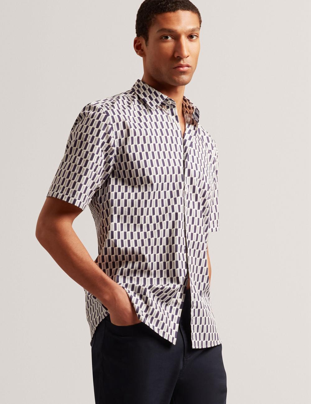 Chemises Ted Baker PEARSOS - Geo Print Short Sleeve Cotton Homme Bleu Marine | Paris  27605-BMKP