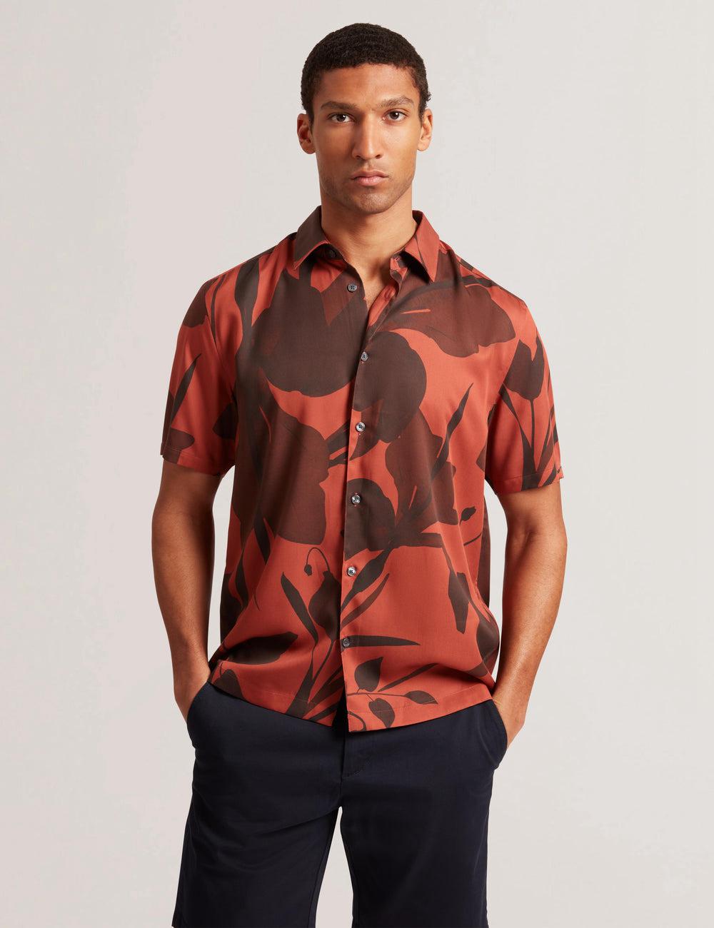 Chemises Ted Baker PINEDA - Short Sleeve Relaxed Floral Print Homme Rouge | Paris  41079-QNFT
