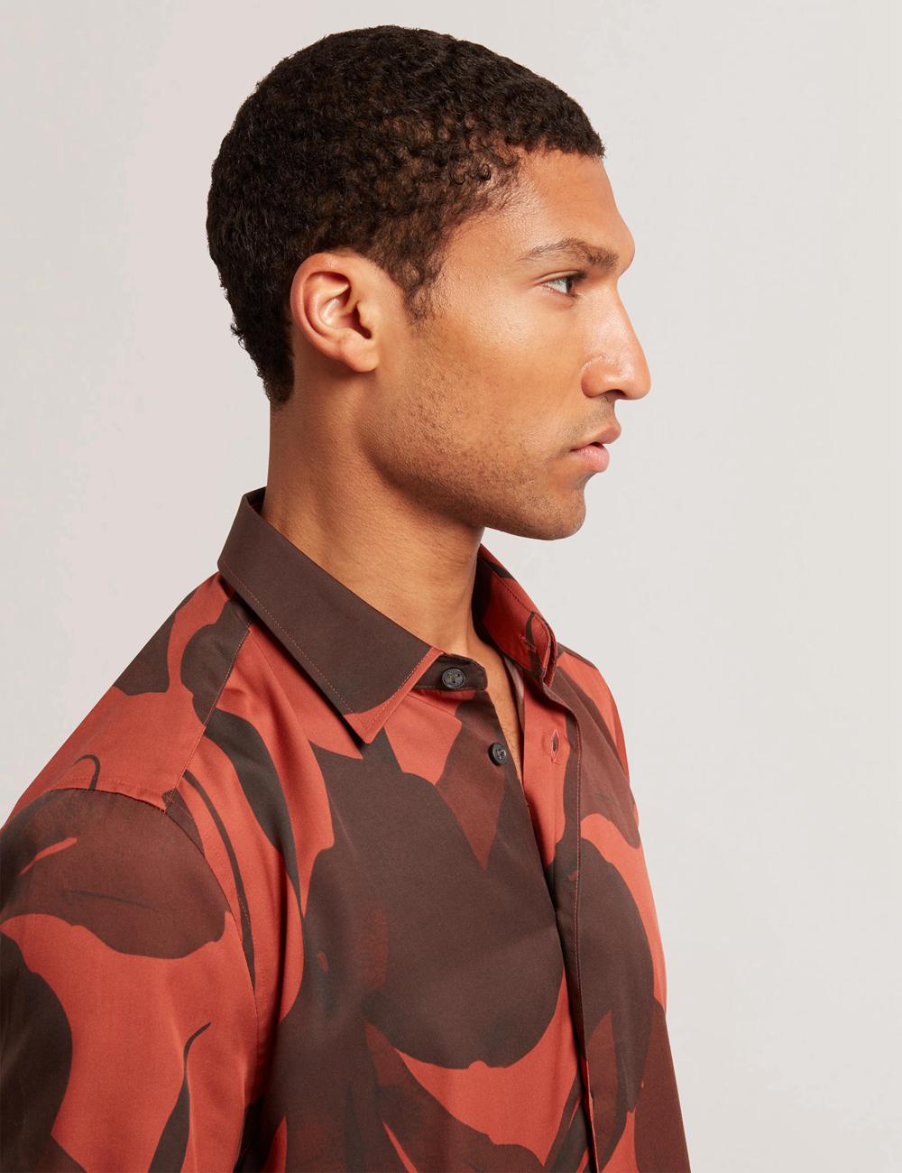Chemises Ted Baker PINEDA - Short Sleeve Relaxed Floral Print Homme Rouge | Paris  41079-QNFT