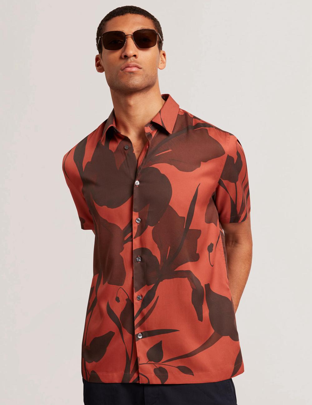 Chemises Ted Baker PINEDA - Short Sleeve Relaxed Floral Print Homme Rouge | Paris  41079-QNFT