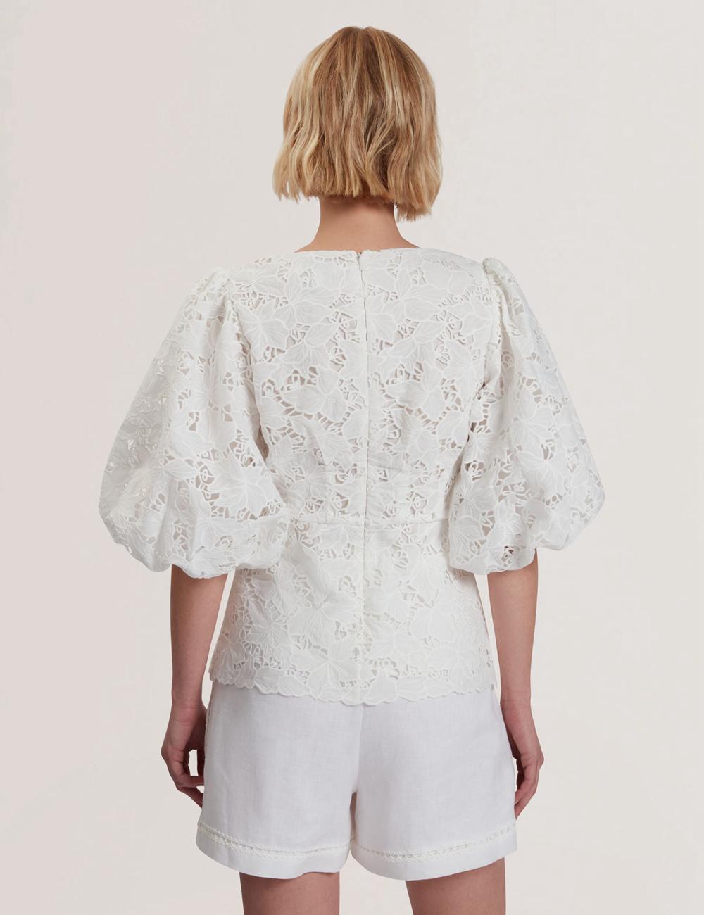 Hauts Ted Baker ELLARI - Lace Puff Sleeve V-Neck Peplum Femme Blanche | Paris  24076-GYCA