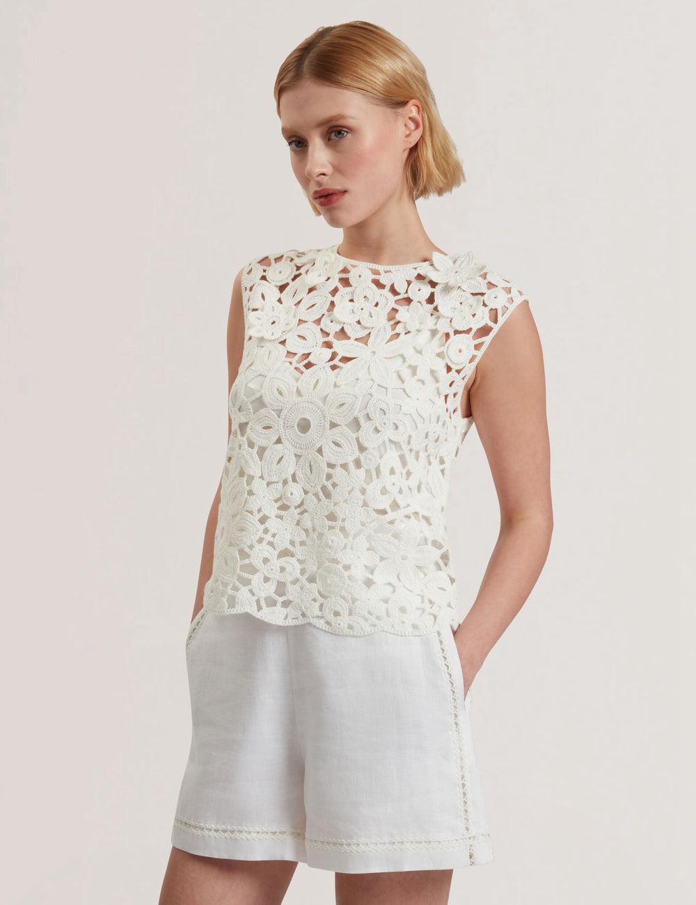 Hauts Ted Baker JOYYRA - Floral Crochet Knit Sleeveless Femme Blanche | Paris  84720-GVOU