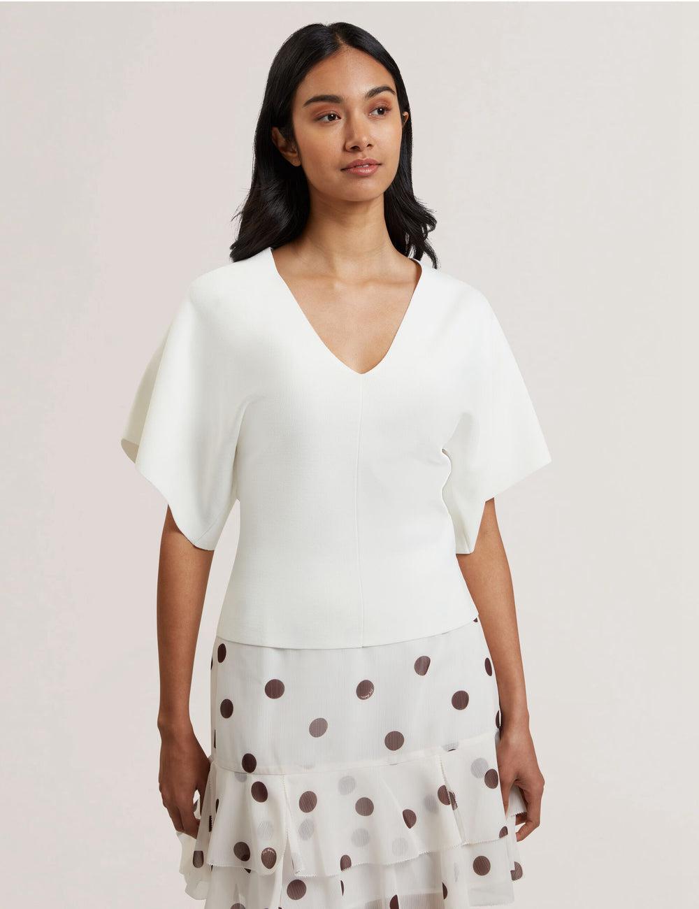 Hauts Ted Baker REGINAH - Wide Short Sleeve V-Neck Knitted Femme Ivory | Paris  52086-YNQU
