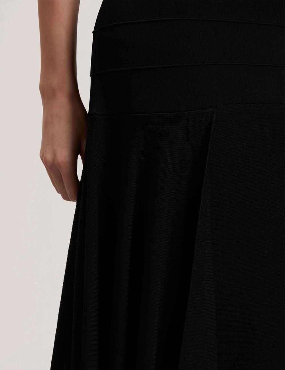 Jupes Ted Baker LAURRIE - Asymmetric Waterfall Hem Knitted Femme Noir | Paris  49578-VIOP