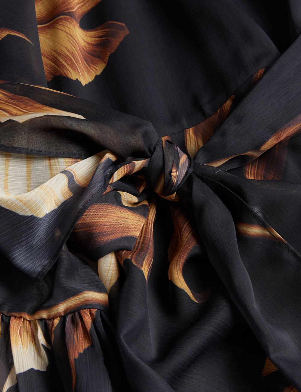 Mini Robe Ted Baker ELSTER - Printed Chiffon With Waist Femme Noir | Paris  03516-GTKC