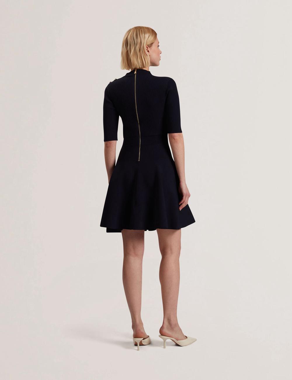 Mini Robe Ted Baker LILANO - Ribbed Knit Skater With Rose Buttons Femme Bleu Marine | Paris  63529-OGSM
