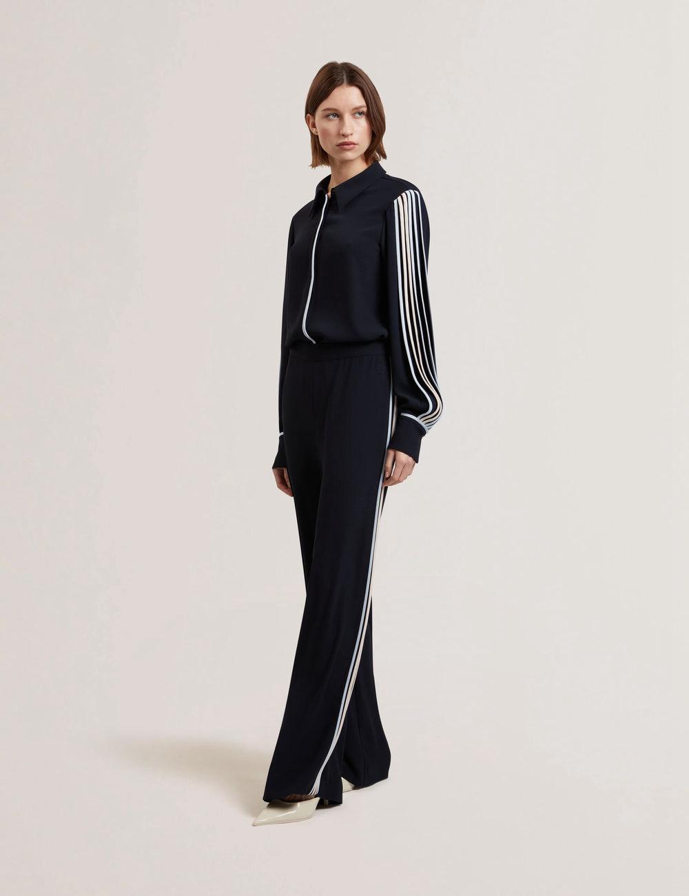 Pantalons Ted Baker GORJJA - Piping Detail Wide Leg Crepe Femme Bleu Marine | Paris  68902-HDBU
