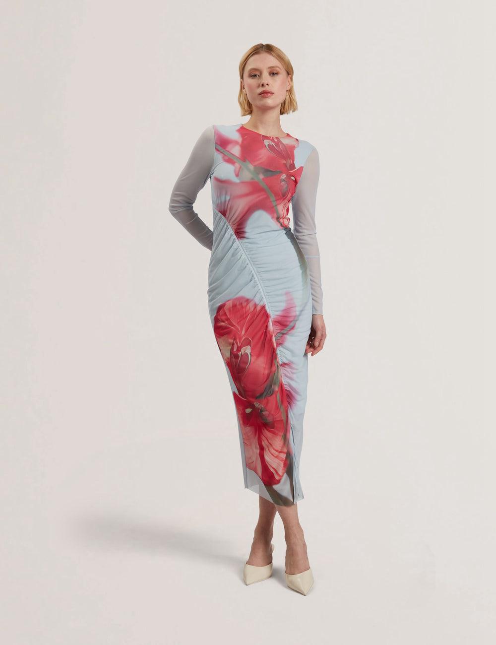 Robe Mi-longue Ted Baker BOXNINE - Printed Mesh Gathering Bodycon Femme Bleu | Paris  83942-UPQO