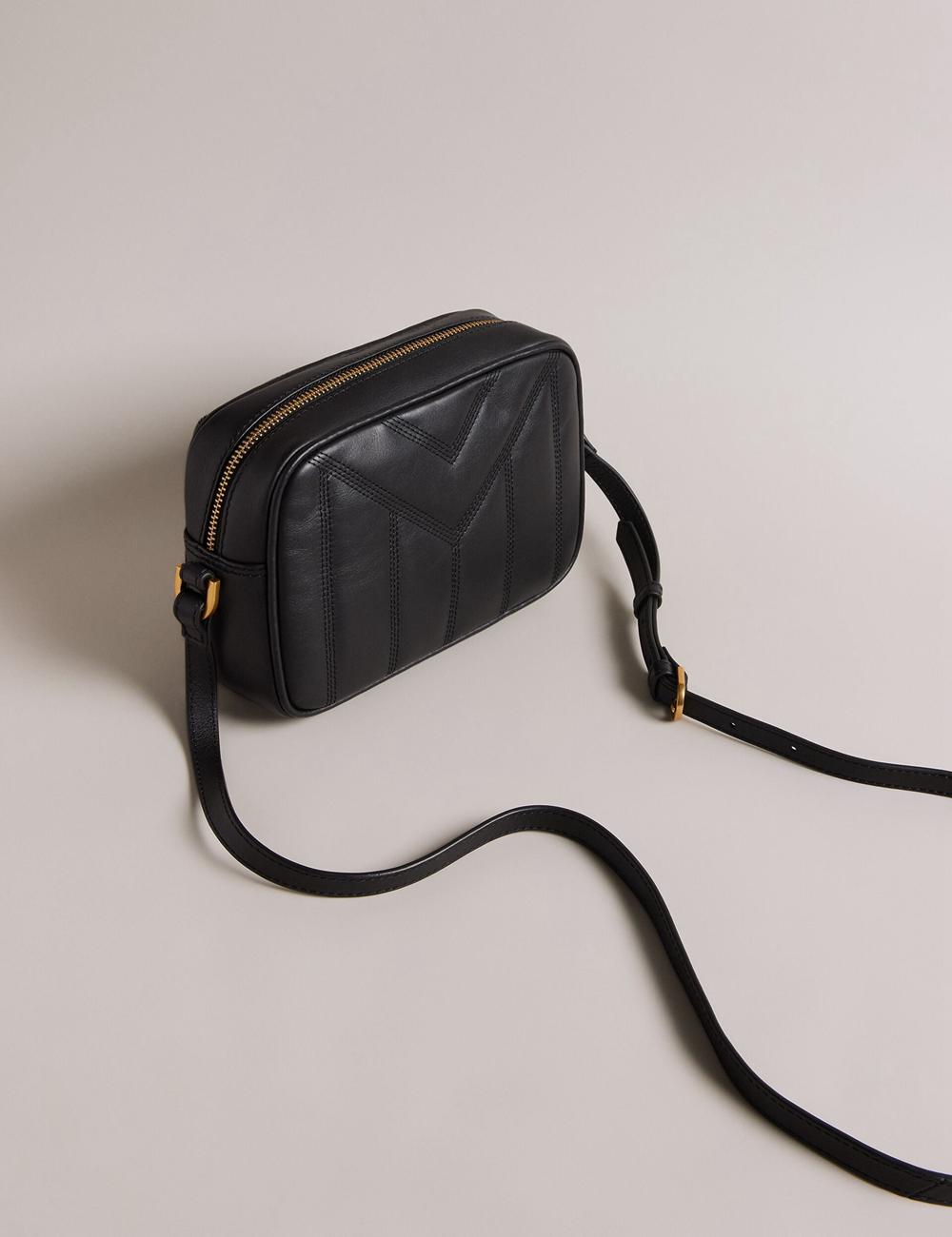 Sac Porté Épaule Ted Baker AYALILY - Quilted Leather Camera With Front Pocket Femme Noir | Paris  13826-AEYW