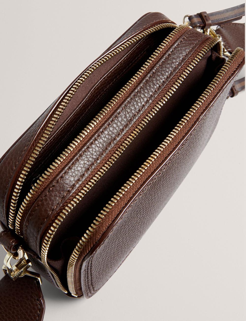 Sac Pour Appareil Photo Ted Baker WILLSA - Branded Webbing Mini Leather Camera Femme Marron | Paris  56840-ZRFI