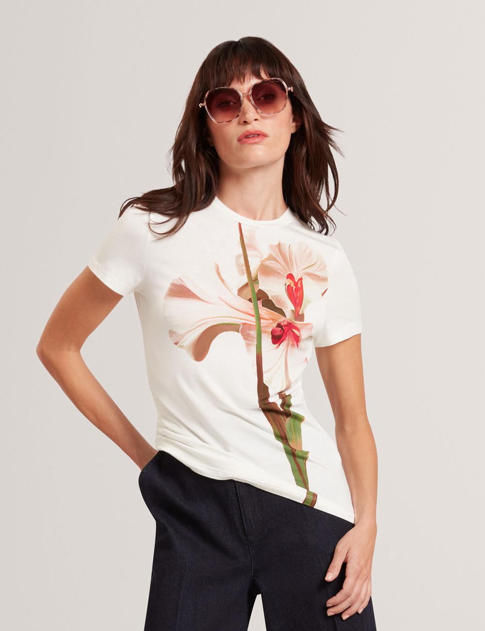T Shirts Ted Baker MEELIEE - Floral Graphic Fitted Crew Neck Femme Rose | Paris  94632-MFBR