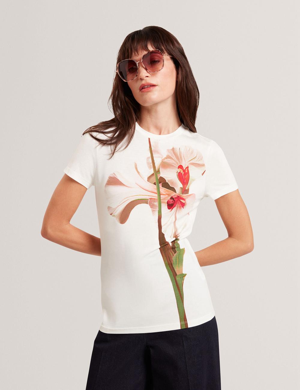 T Shirts Ted Baker MEELIEE - Floral Graphic Fitted Crew Neck Femme Rose | Paris  94632-MFBR