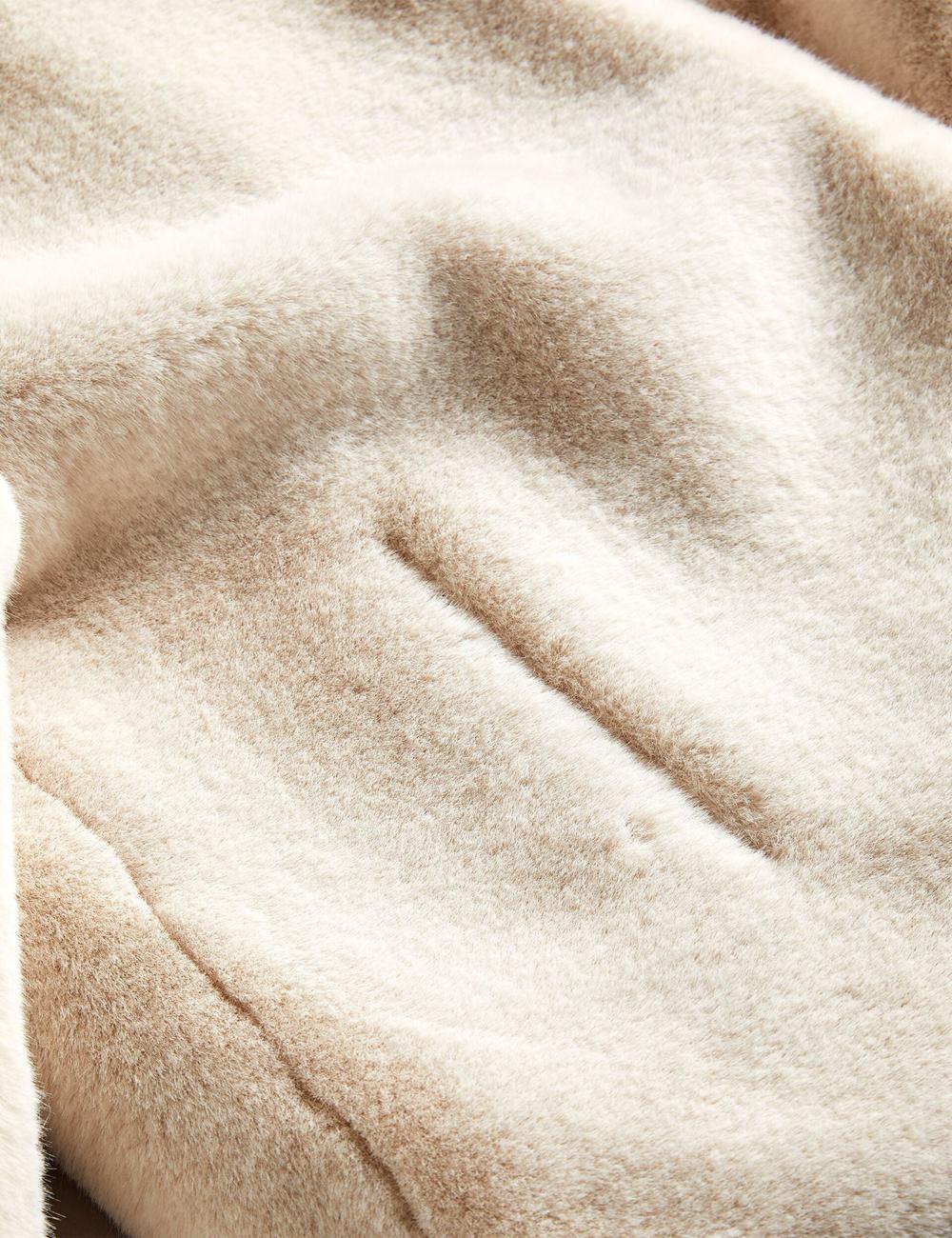 Vestes Ted Baker LILIAM - Faux Fur Collared Short Coat Femme Ivory | Paris  86973-YCJK